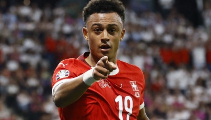 v体育官网入口-罗马诺：那不勒斯继续追求恩多耶，格拉利什也被推荐给球队