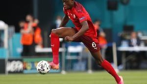 vsports官网-记者：尽管吉达国民对扎卡里亚感兴趣，但球员将留在摩纳哥